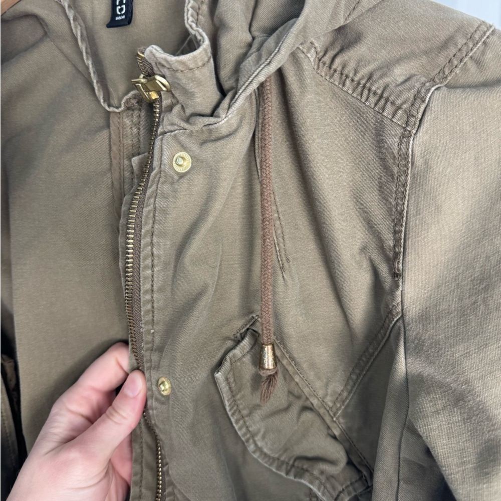 EUC. Size 8 Divided Women’s Utility Jacket - Picture 7 of 16